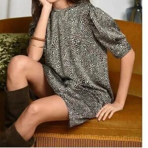 Molly Bracken chic Animal Print Mini shift Dress puff sleeves Sz S NWOT